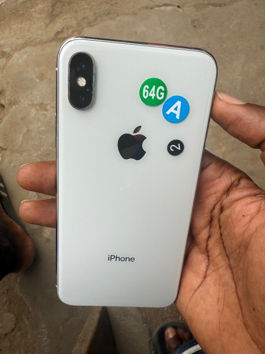 iPhone X