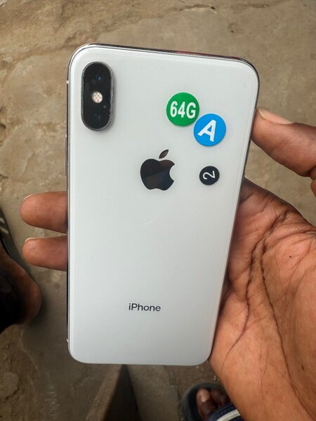 iPhone X