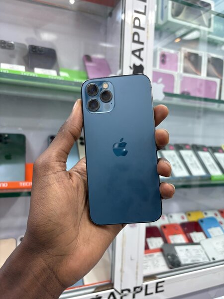iphone 12 Pro 128go