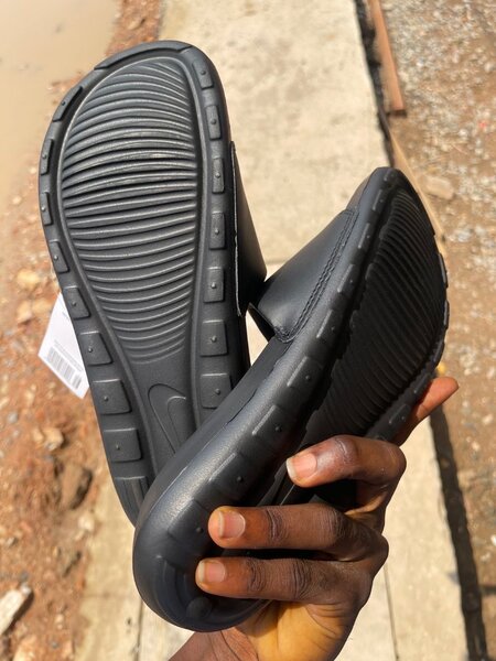 Nike Victori Slide