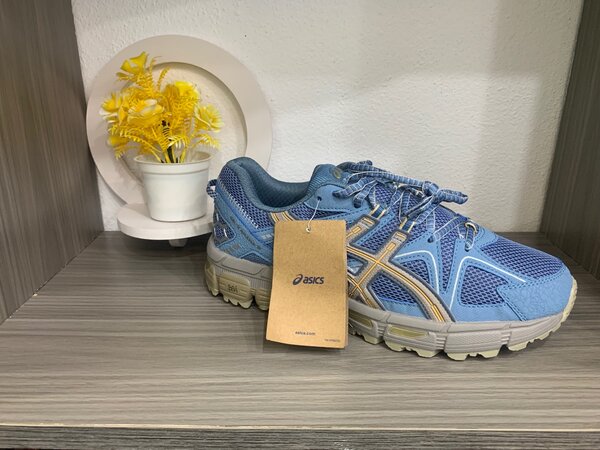 Chaussures de running ASICS bleues