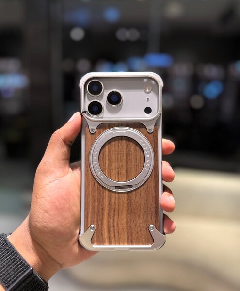 Coque MagSafe en bois pour iPhone