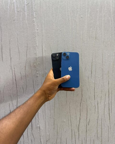 iPhone 13