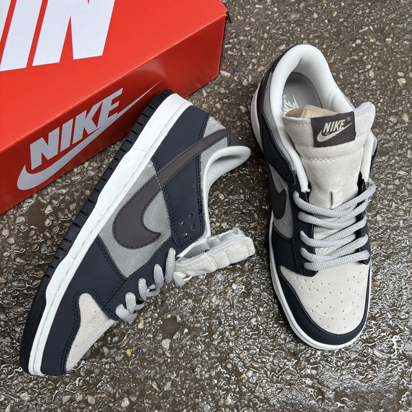 SB dunks  
