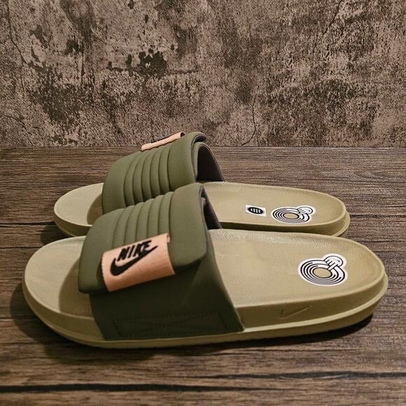 Claquettes nike