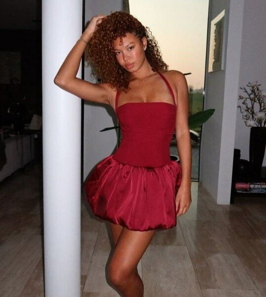 Joli robe sexy