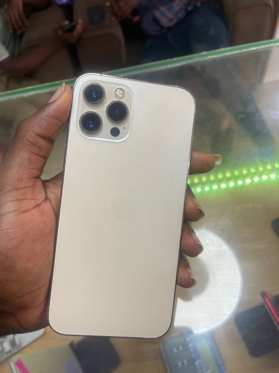 iPhone 12 pro max