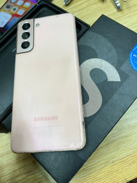 Samsung S21