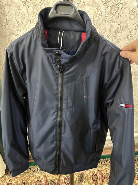Tommy Hilfiger