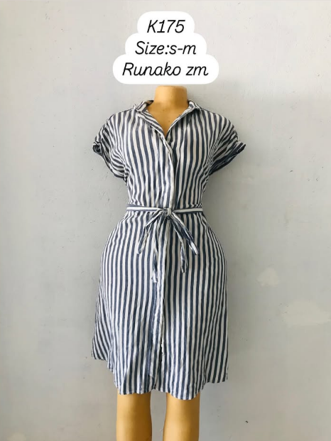 Robe blanc gris