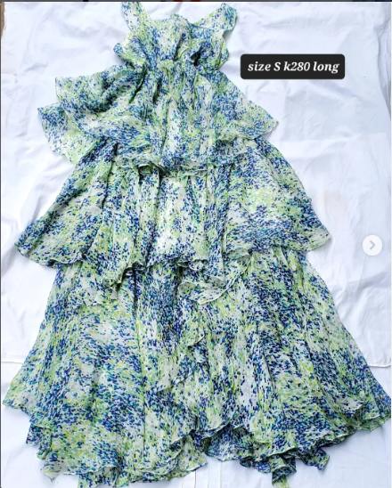 green dress