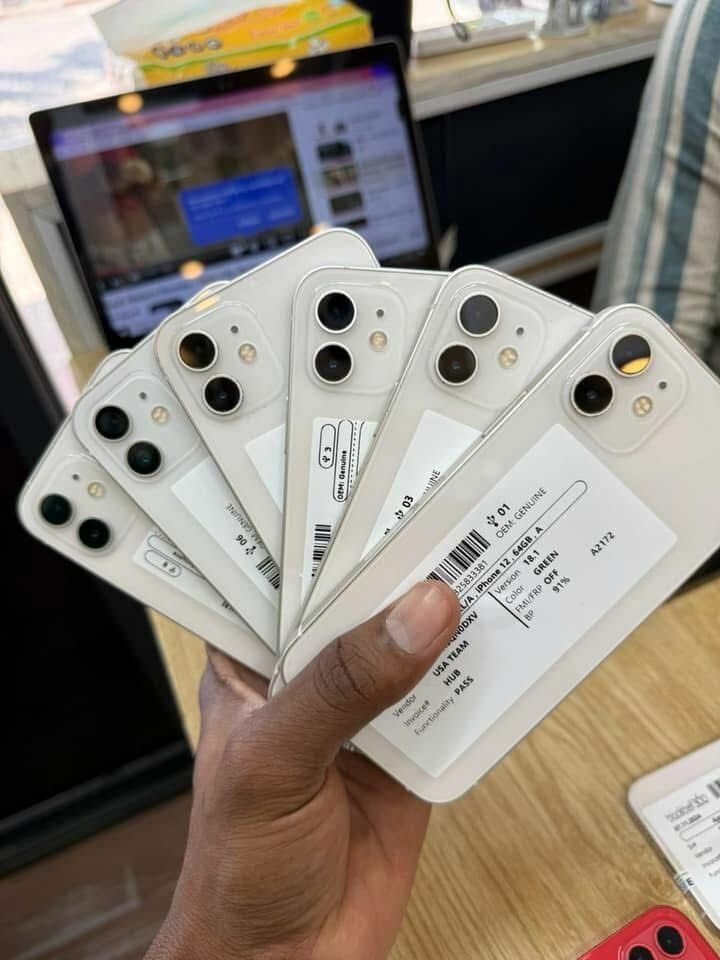Iphone 12 simple