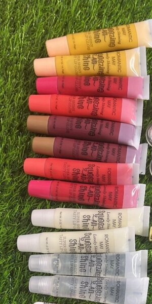 Lot de Brillants à Lèvres Variés