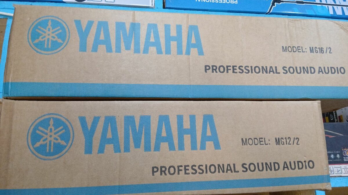Yamaha mixer