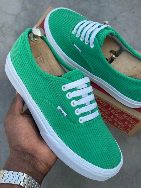 Sneakers en velours vert