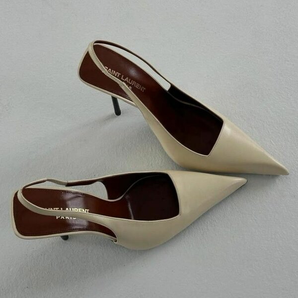 HEELS