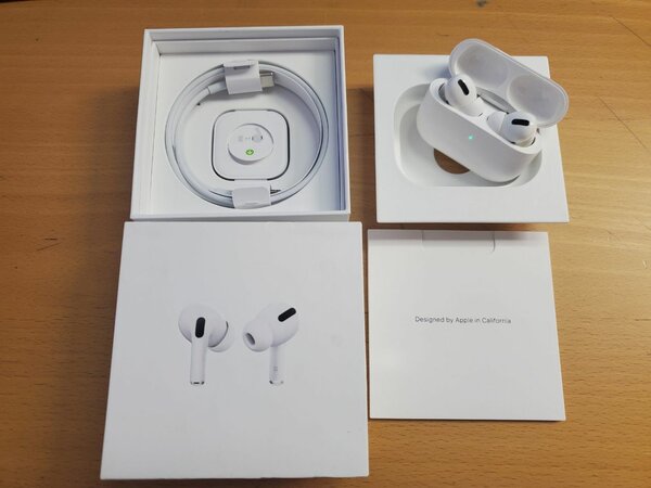 Apple airpods pro