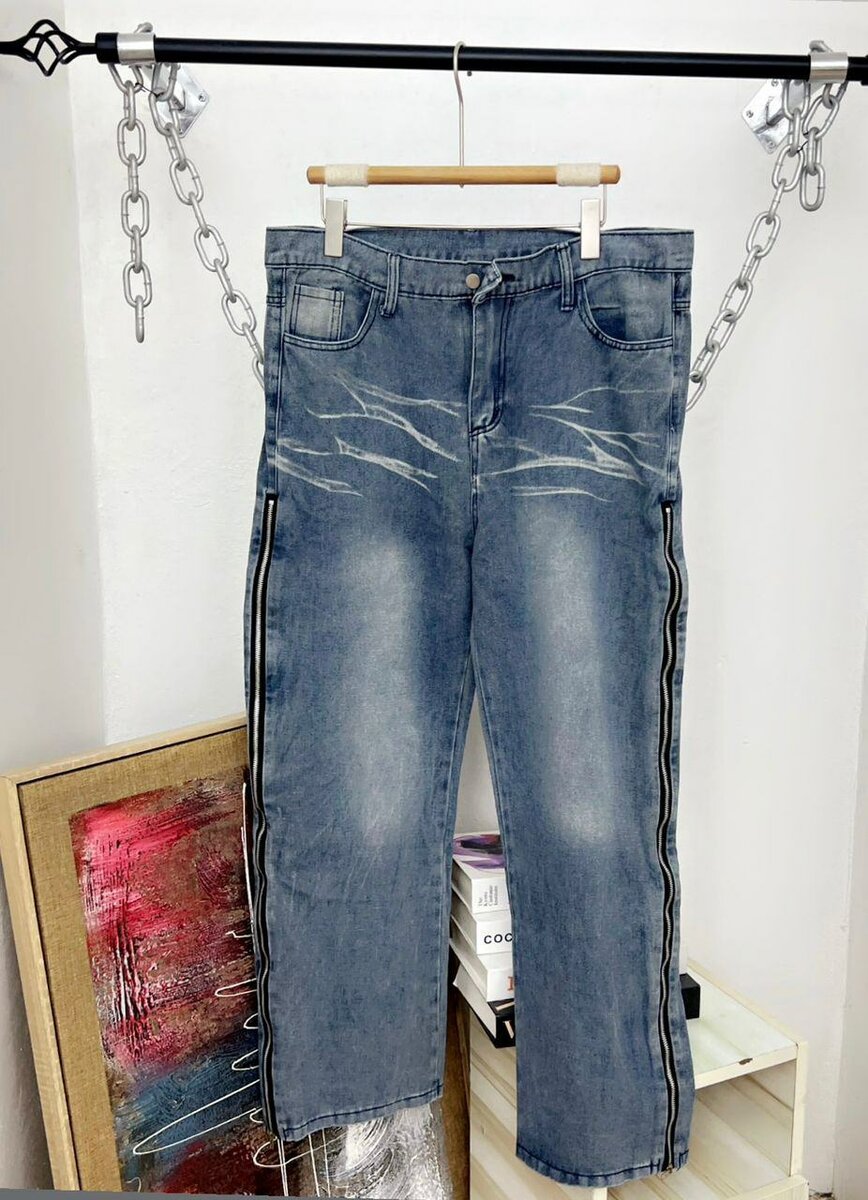 Baggy jeans