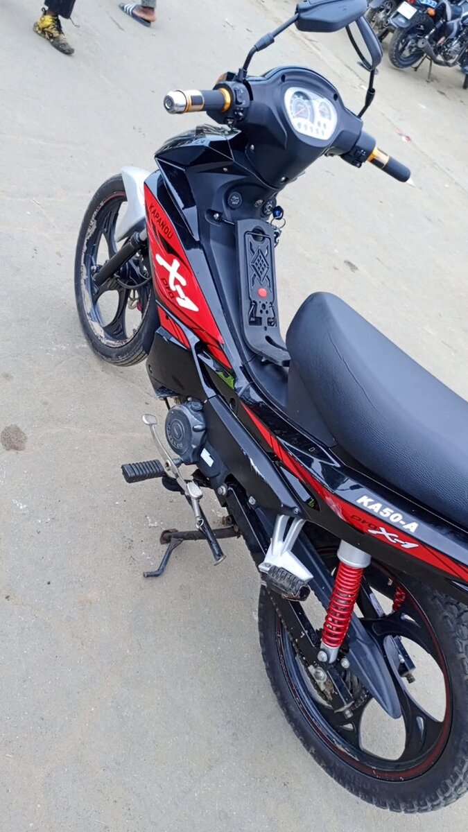 Moto KTM apsonic