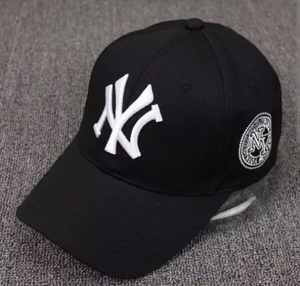 Casquette noire sport