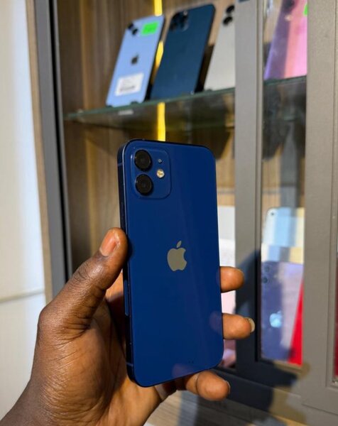 iPhone 12