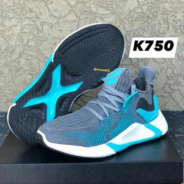 Alpha sneaker