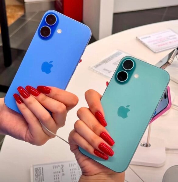 iPhone 16