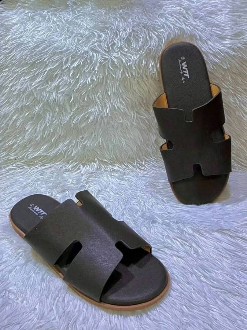 Sandales confortables en gomme
