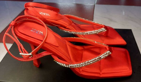 Sandals heel
