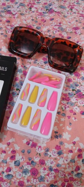 Faux ongles