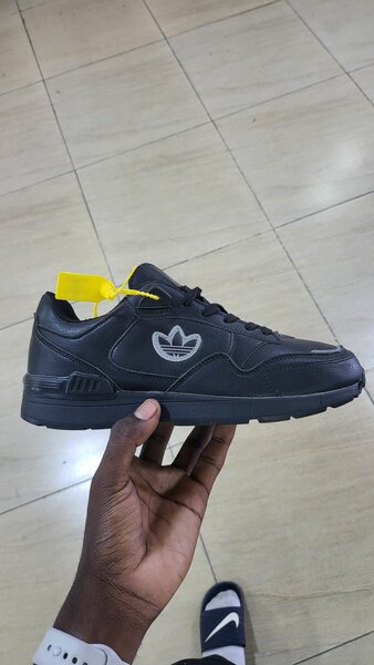 Tenis Teni Adidas