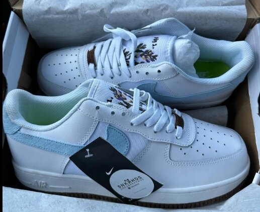 sneakers
