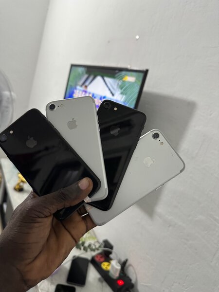 iPhone 7/32G casi neuf