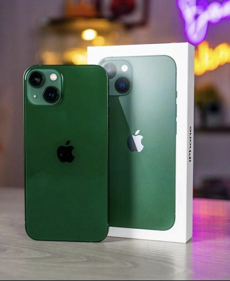 iPhone 13