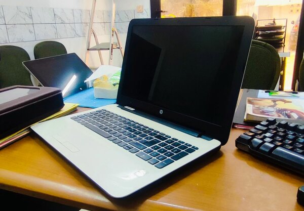 HP NOTEBOOK I5 5TH GEN