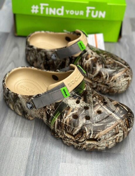 CROCS
