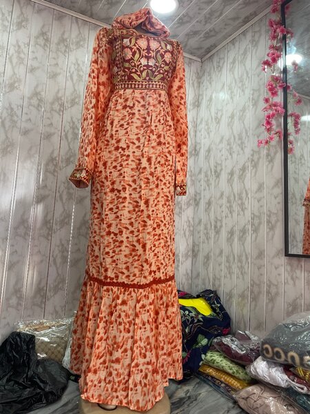 Robe Longue Imprimée Élégante