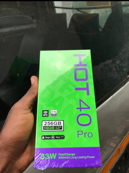 Infinix Hot 40 Pro 256GB