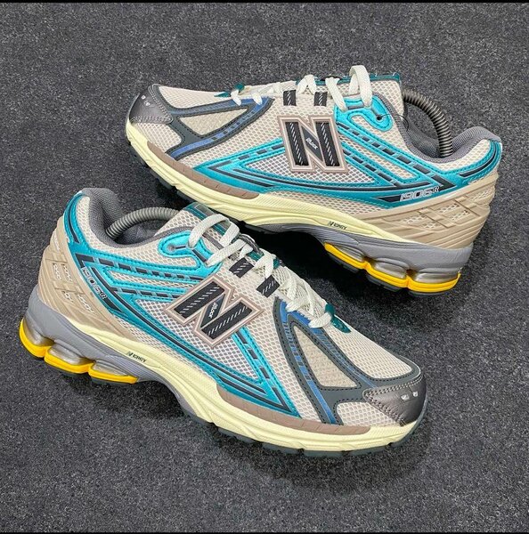 Fashion sneakers