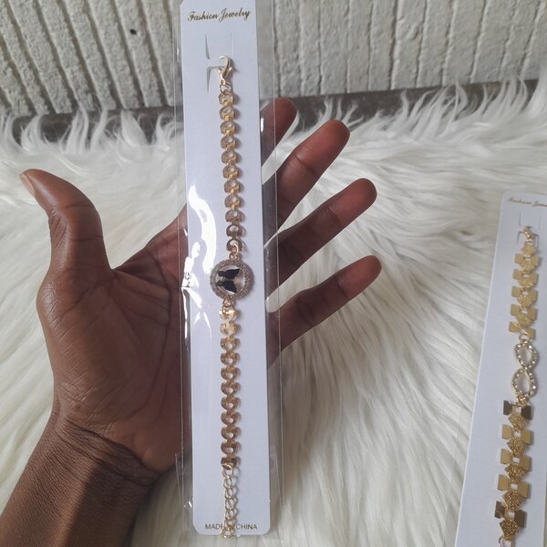 Bracelet