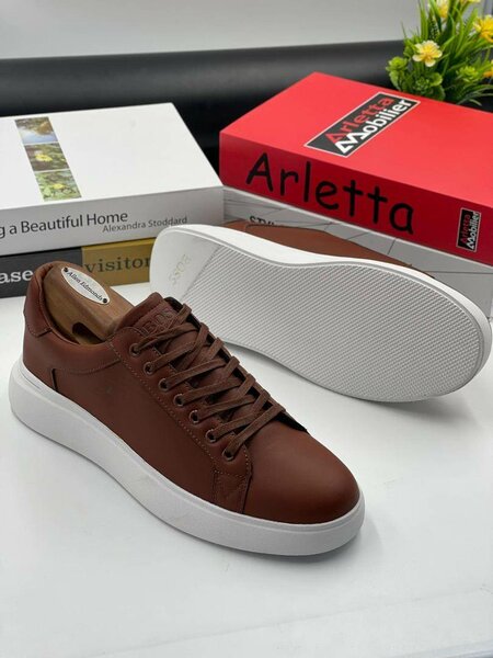 Fashion shoes