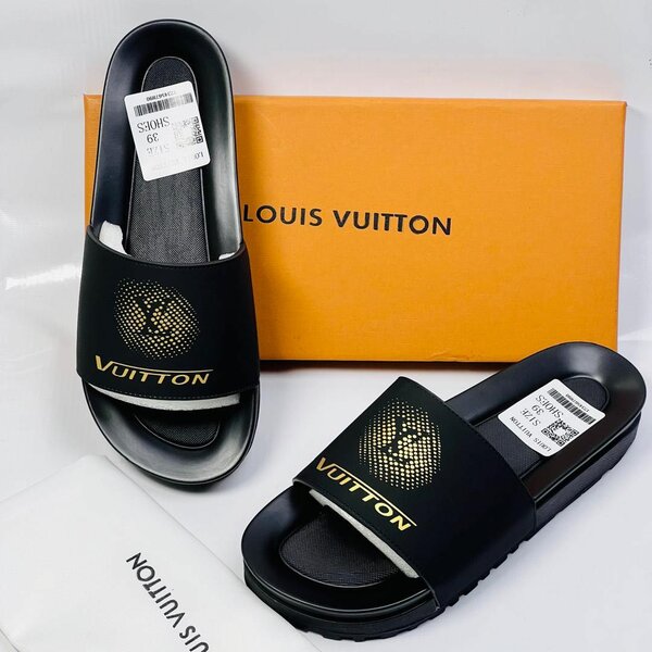 Unisex slides