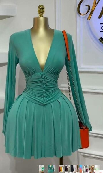 Robe élégante à plis