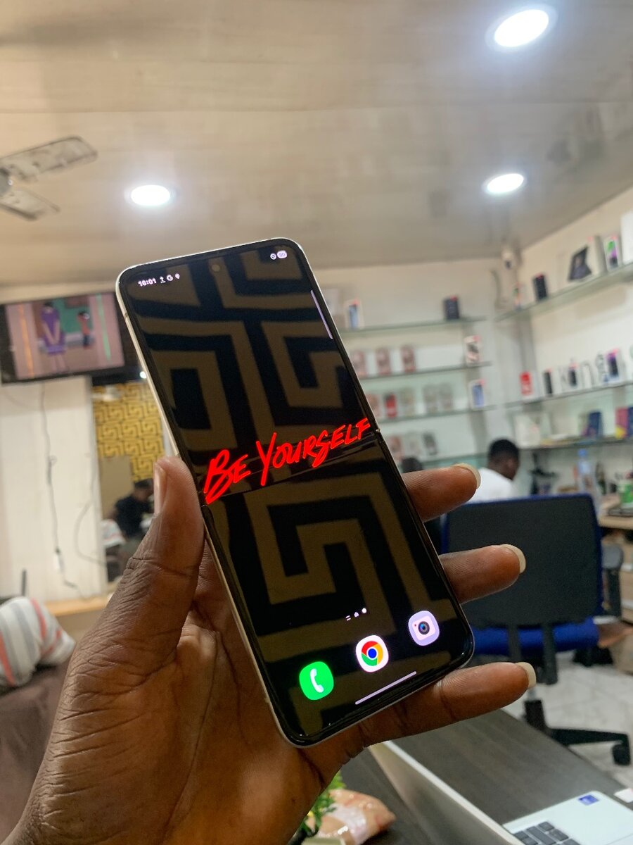 Samsung fliP 3 Pliable Premium