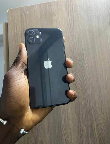 iPhone 11simple sans ID