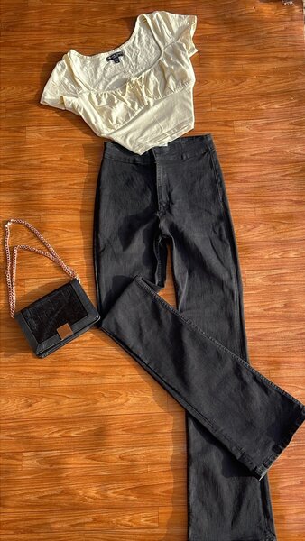Jeans and short top