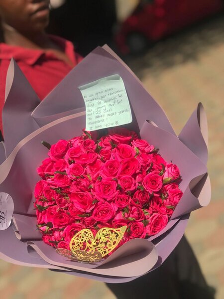 60 stem pink rose