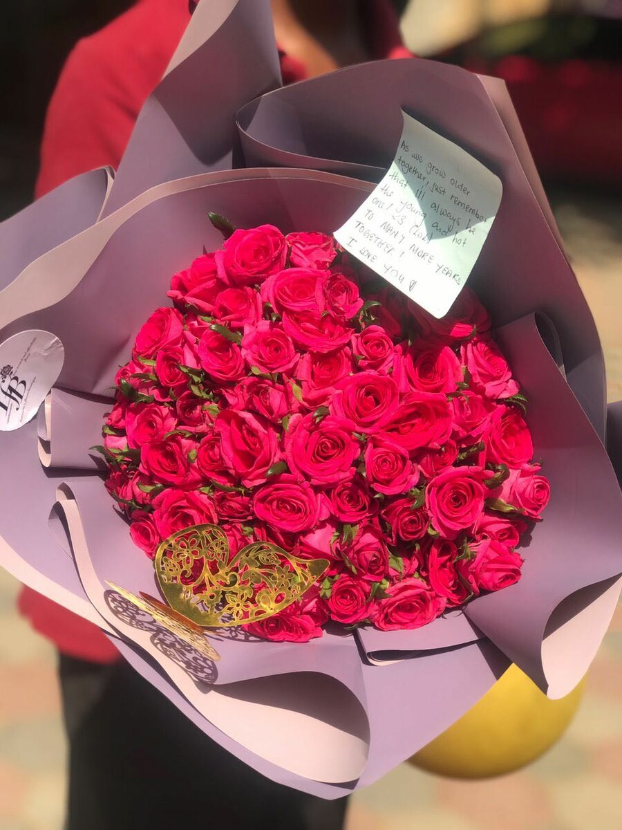 60 stem pink rose