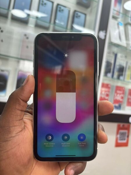 iPhone XR