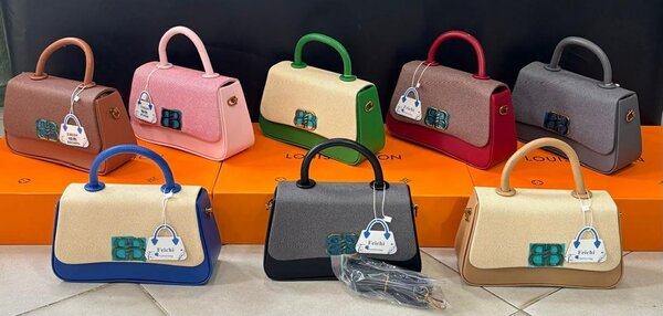 Hand bag